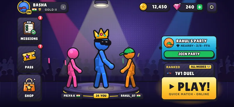 Home in the Spotlight look: your fighter on a lit podium with two friends from your Wi-Fi and the crowd behind.